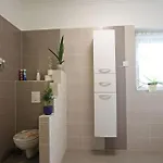 Outdoor Adventure Smart Riverside Pet Friendly דירה *