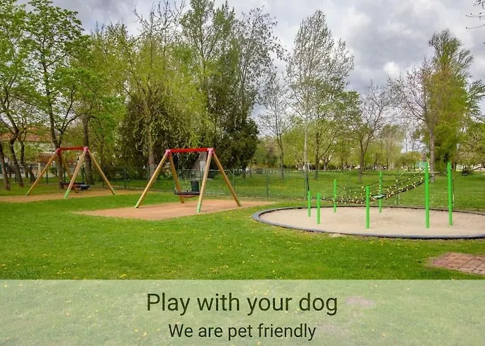 Outdoor Adventure Smart Riverside Pet Friendly Lejlighed *