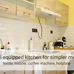 Outdoor Adventure Smart Riverside Pet Friendly Apartman