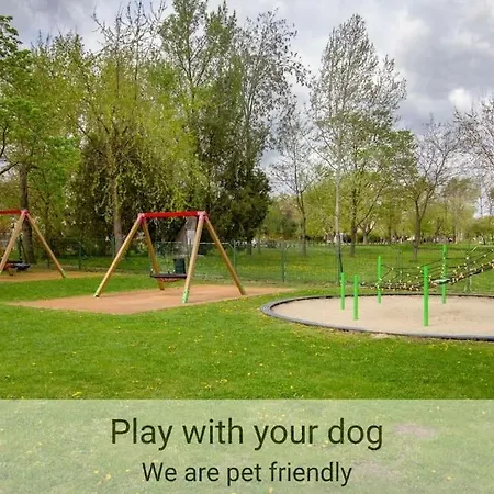 Outdoor Adventure Smart Riverside Pet Friendly Lägenhet *