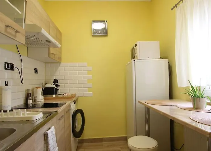 Outdoor Adventure Smart Riverside Pet Friendly *